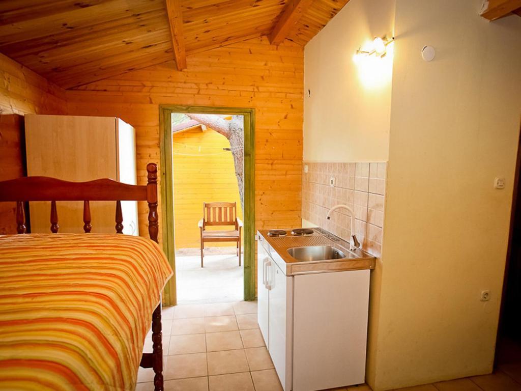 Bungalows Starine Tribunj Tribalj Extérieur photo